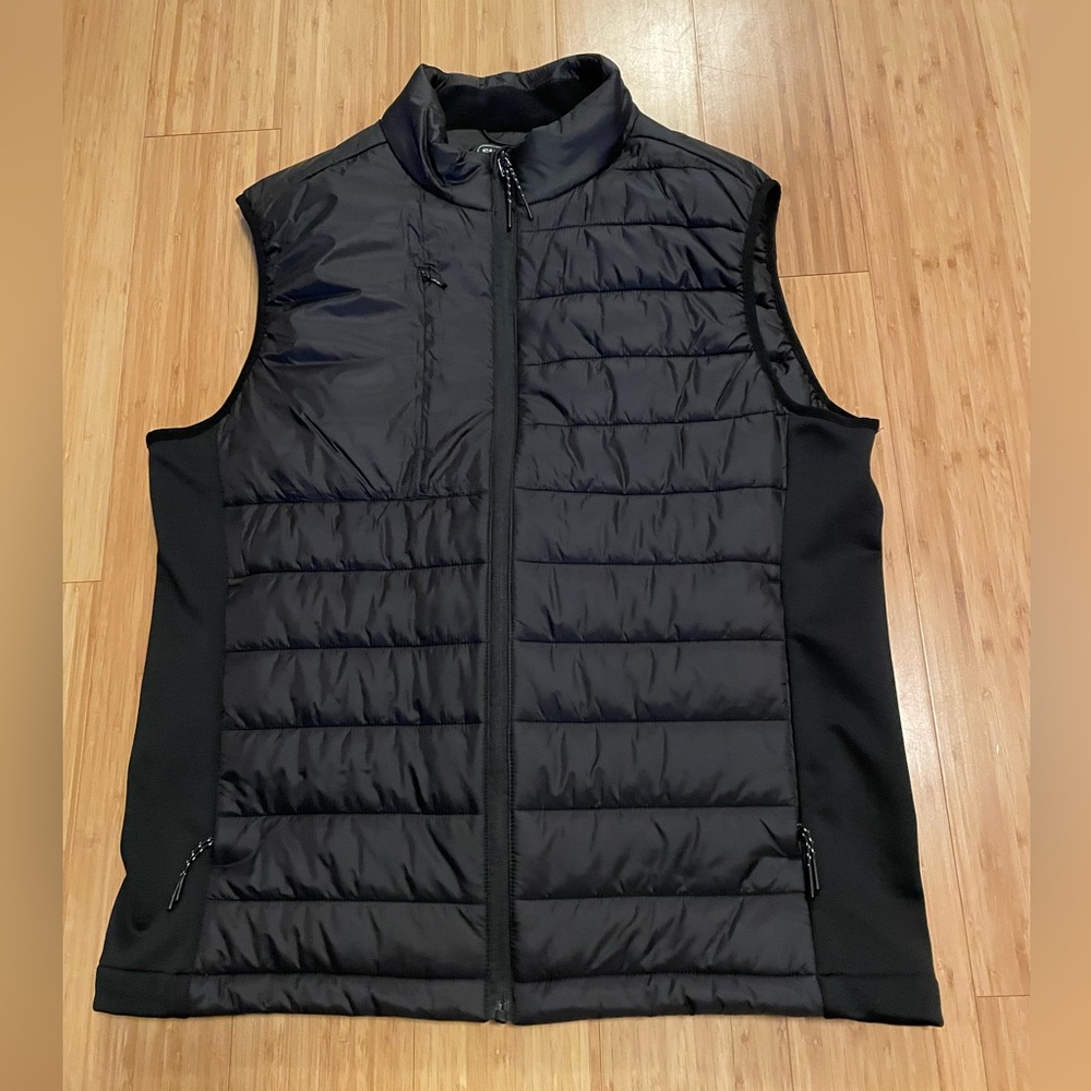 Black Quilted Puffer Vest - Straight Down brand